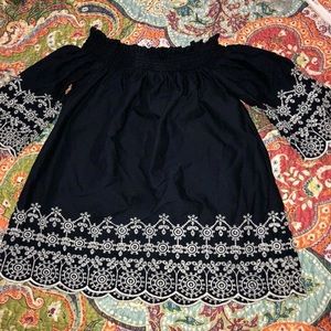 Abercrombie off the shoulder Navy top